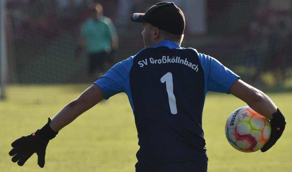 Michael Schott rettet Mamming einen Punkt