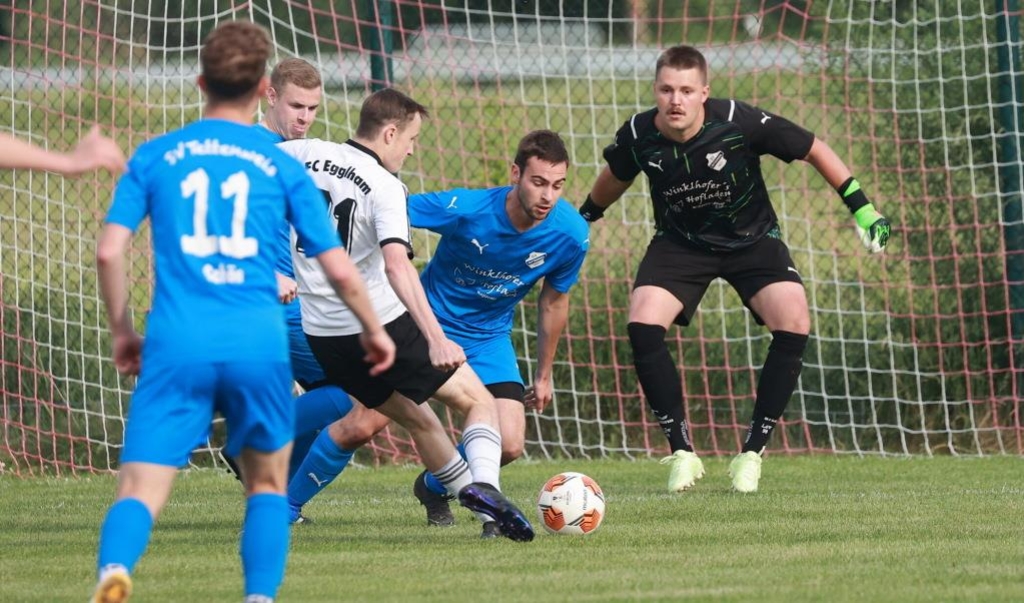 FC Egglham bleibt im Rennen