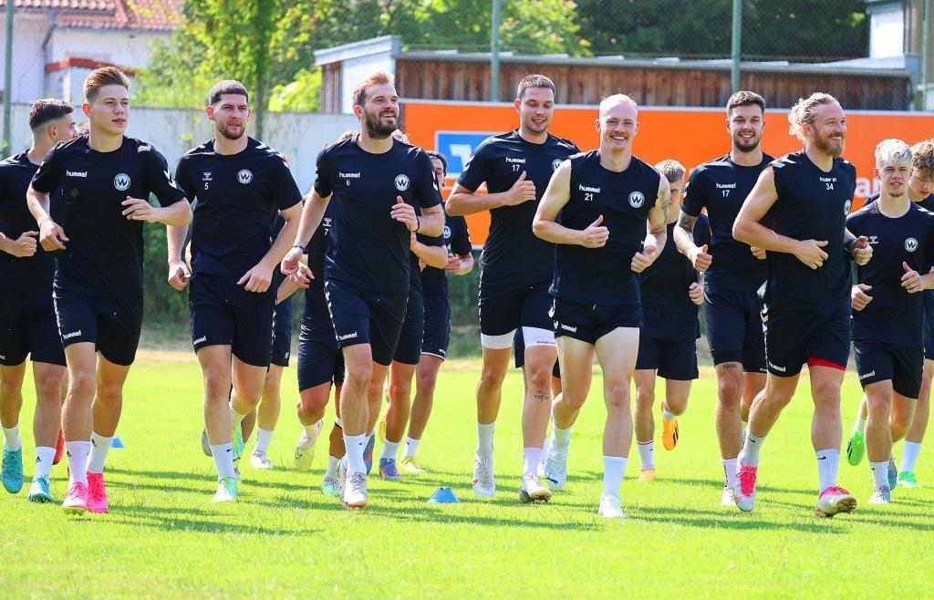 SV Wacker: Vom „Wembley-Rasen“ über Blitzturnier in Deisenhofen zur ...